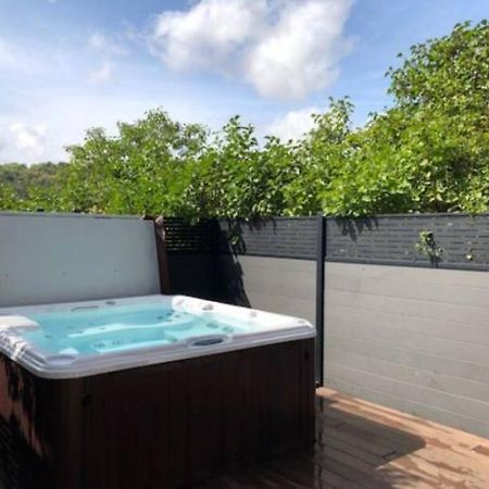 Chambre Avec Acces Jacuzzi Plombieres-les-Dijon Εξωτερικό φωτογραφία